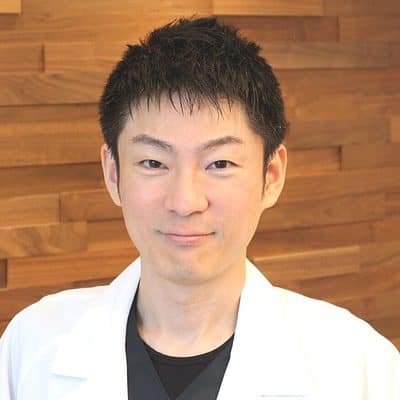 肌のクリニック 院長 岩橋陽介